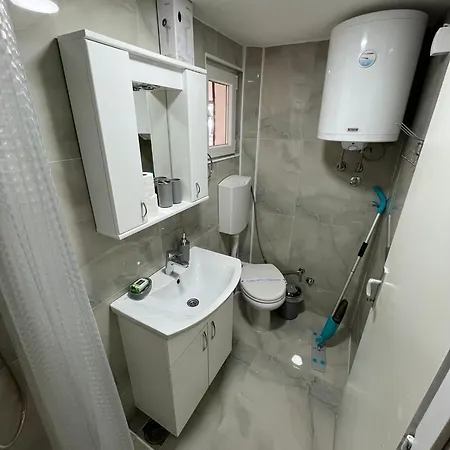 Vikendica Ceperkovic #1 Lodge